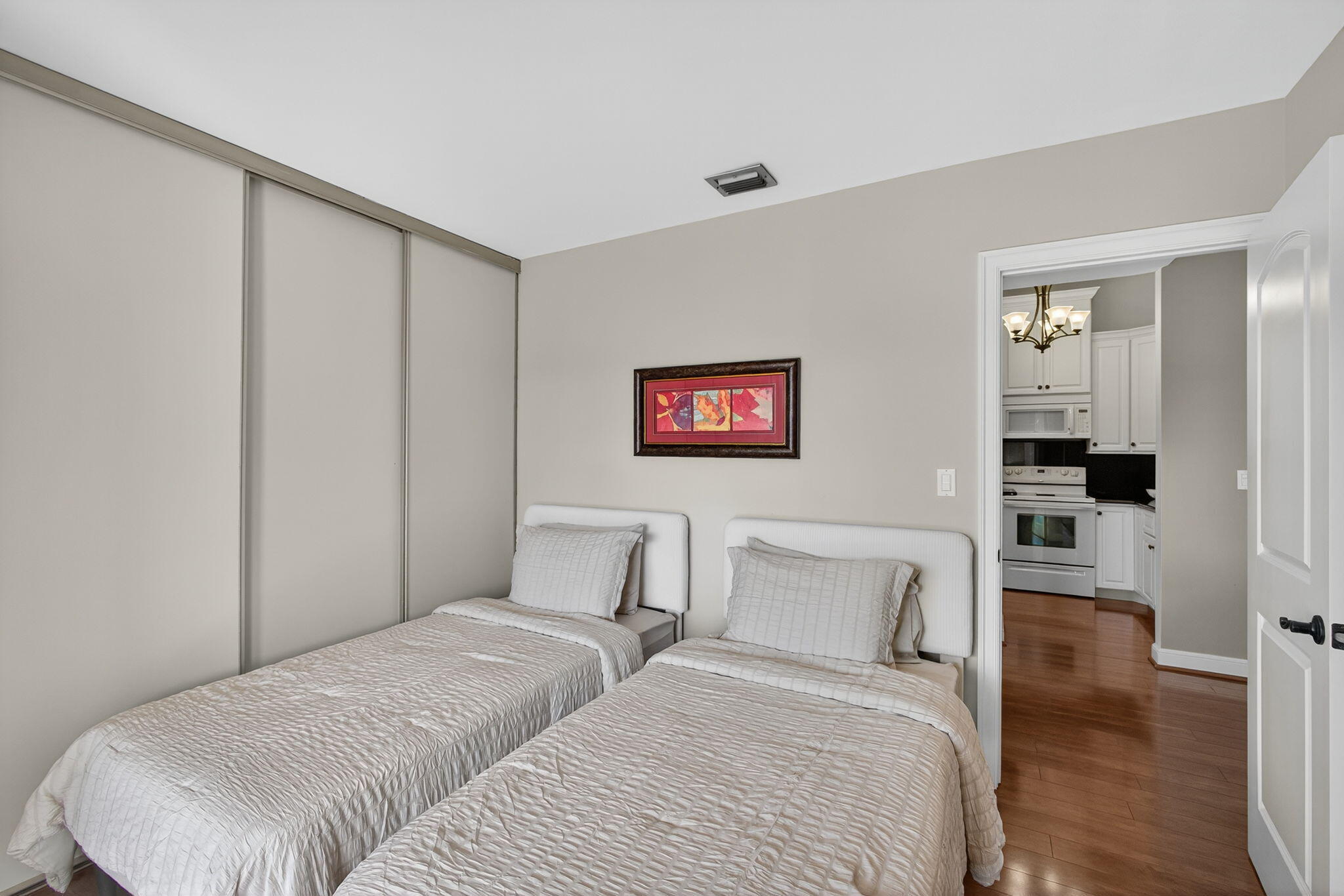 6485 Chasewood Drive, Unit G Jupiter, FL 33458 - Photo 25 of 38 2nd bedroom