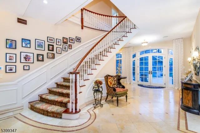 $3,695,000 | 9 Beechtree Lane, Essex Fells, NJ 07021