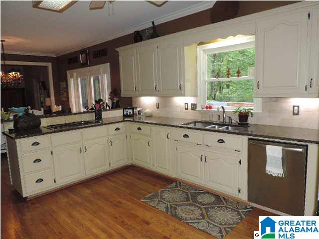 326 Trace Ridge Road Birmingham, AL 35244 - Photo 6 of 32