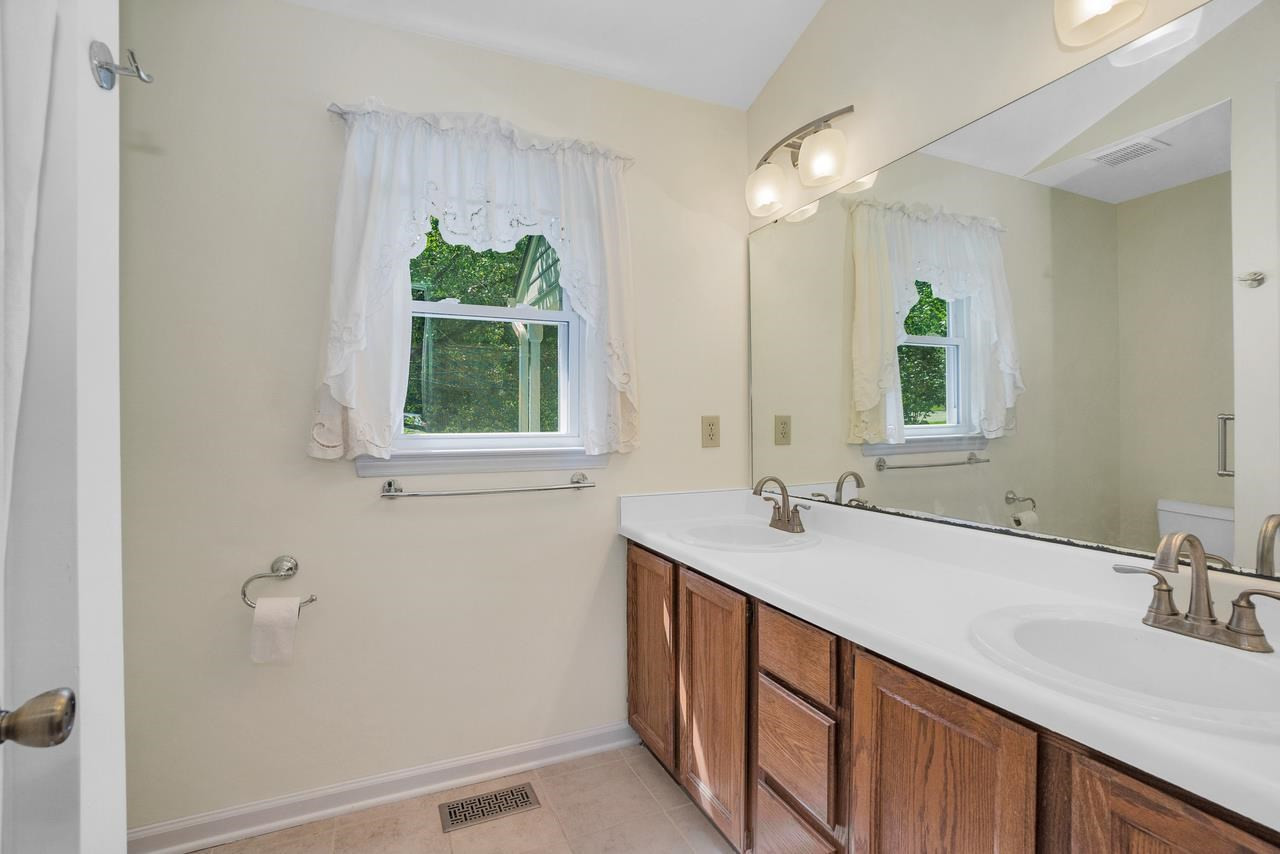 4005 Olde Coach Road Durham, NC 27707 - Photo 14 of 22 Photo 14