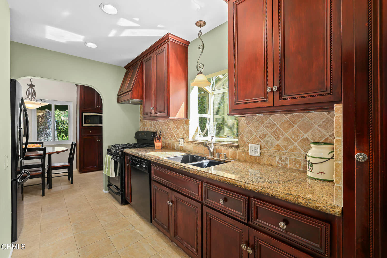 2844 Alta Terrace La Crescenta, CA 91214 - Photo 19 of 61 MLS_19