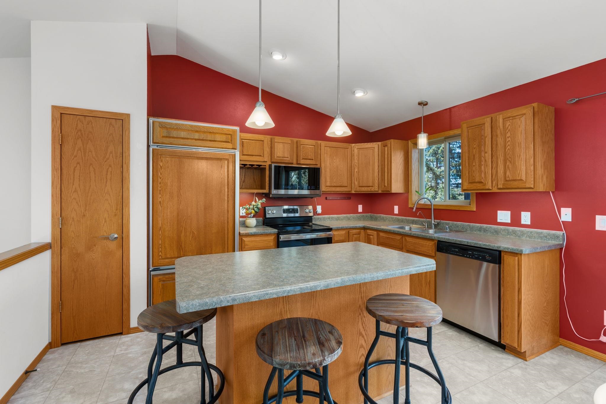 5406 Yesterday Drive Madison, WI 53718 - Photo 15 of 39