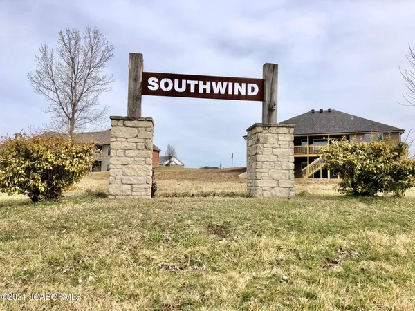 $56,000 | 10810 Old 54, Holts Summit, MO 65043