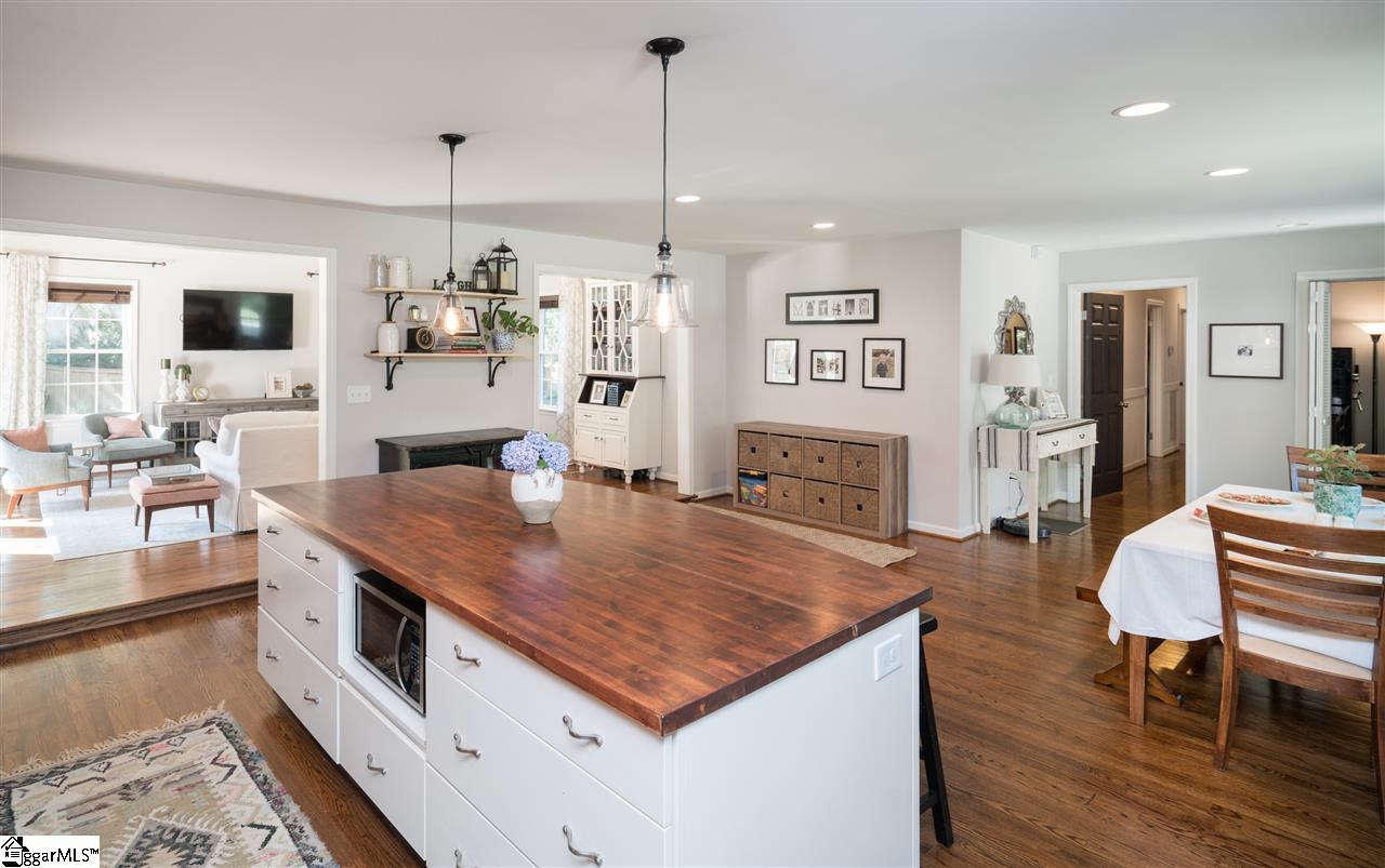 103 Buckingham Road Greenville, SC 29607 - Photo 11 of 27