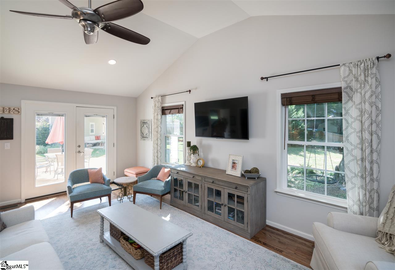 103 Buckingham Road Greenville, SC 29607 - Photo 13 of 27
