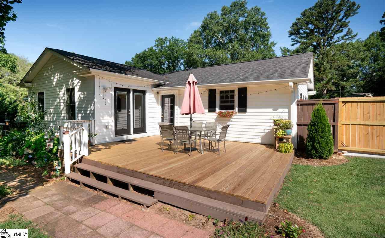 103 Buckingham Road Greenville, SC 29607 - Photo 23 of 27
