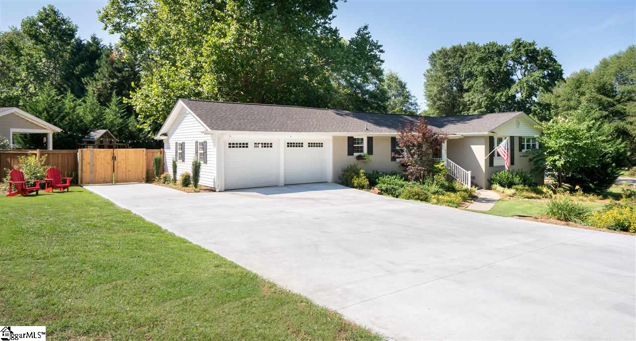 103 Buckingham Road Greenville, SC 29607 - Photo 4 of 27