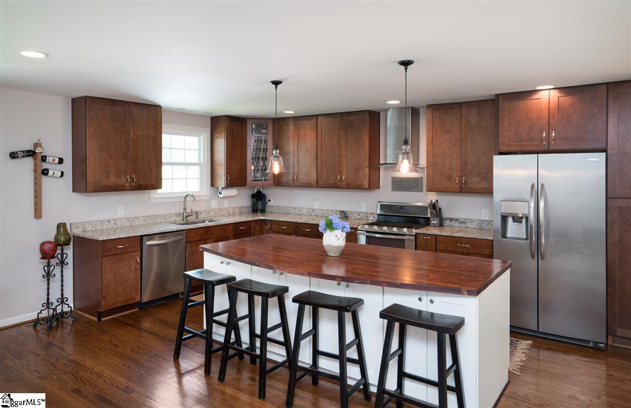 103 Buckingham Road Greenville, SC 29607 - Photo 7 of 27