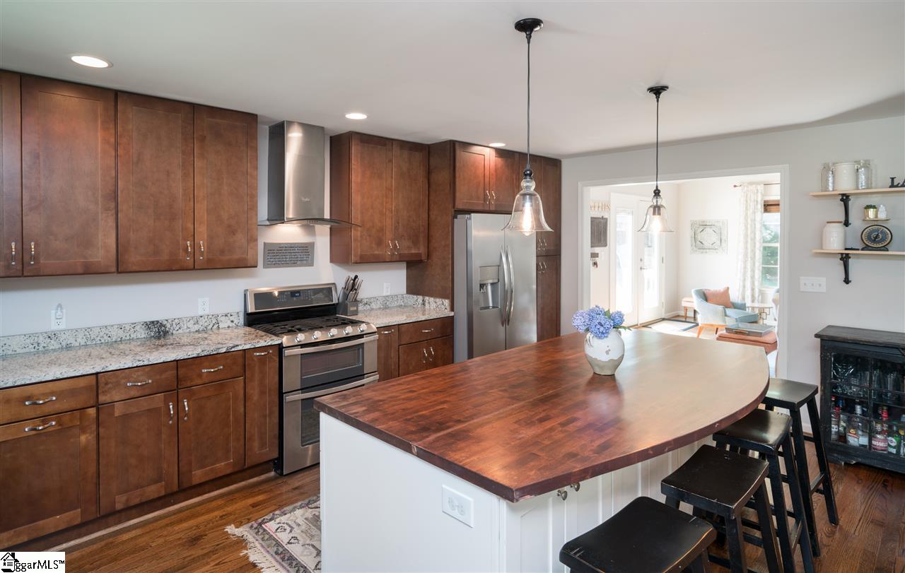 103 Buckingham Road Greenville, SC 29607 - Photo 9 of 27
