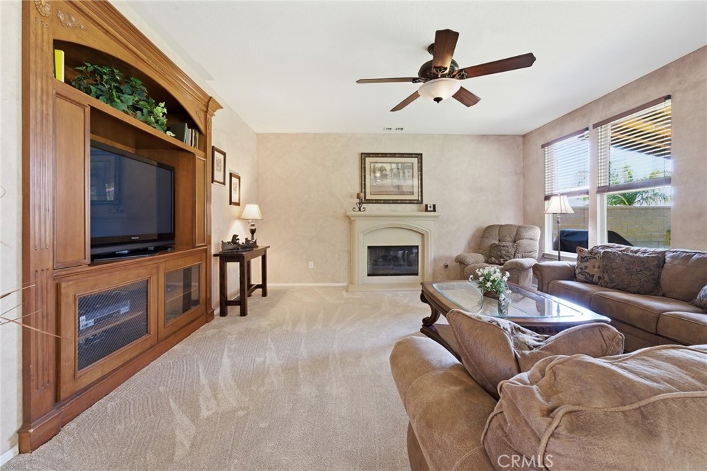 11515 Venezia Way Porter Ranch, CA 91326 - Photo 4 of 41 Family Room or Great Room