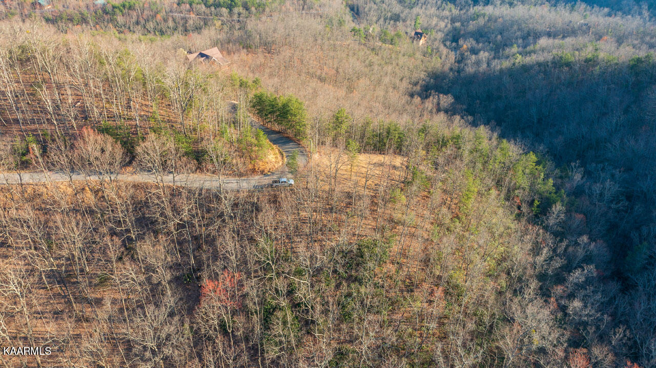 Big Bear Ridge Road Gatlinburg, TN 37738 - Photo 11 of 19 homesandvideos aerials-2245