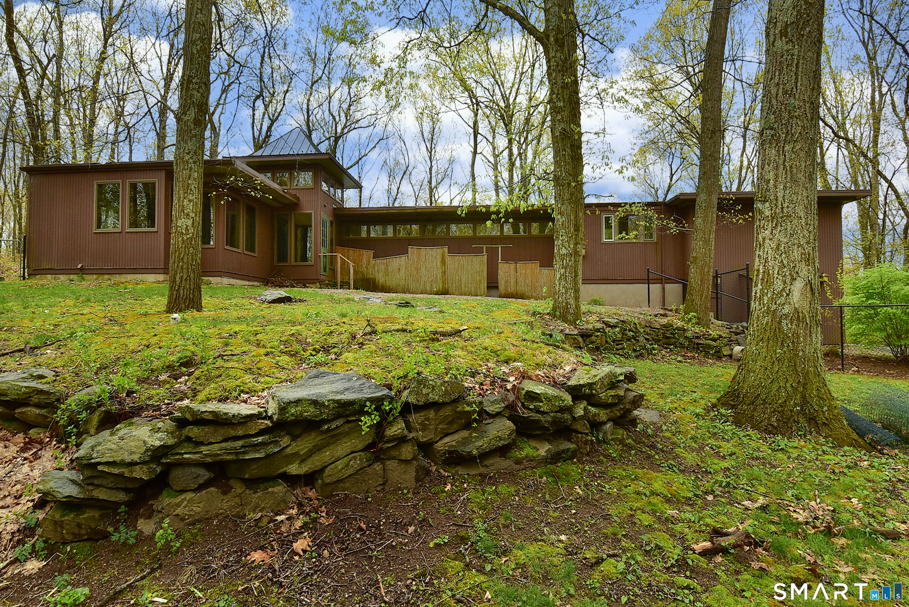 26 Upper Butcher Road Ellington, CT 06029 - Photo 3 of 40