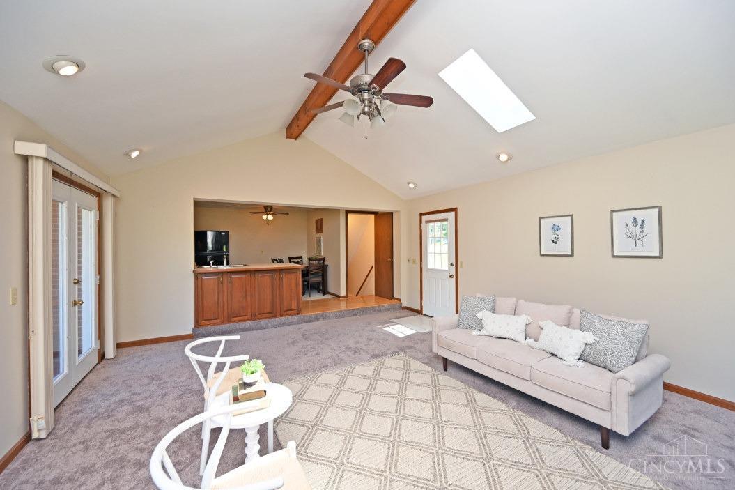 6712 Hearne Road Cincinnati, OH 45248 - Photo 23 of 51