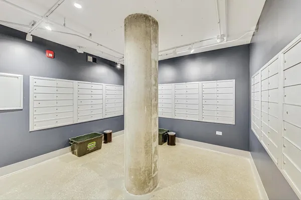 $400,000 | 111 South Morgan Street, Unit 510, Chicago, IL 60607
