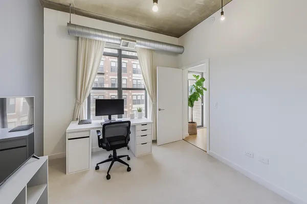 $400,000 | 111 South Morgan Street, Unit 510, Chicago, IL 60607