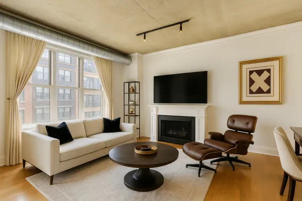 $400,000 | 111 South Morgan Street, Unit 510, Chicago, IL 60607