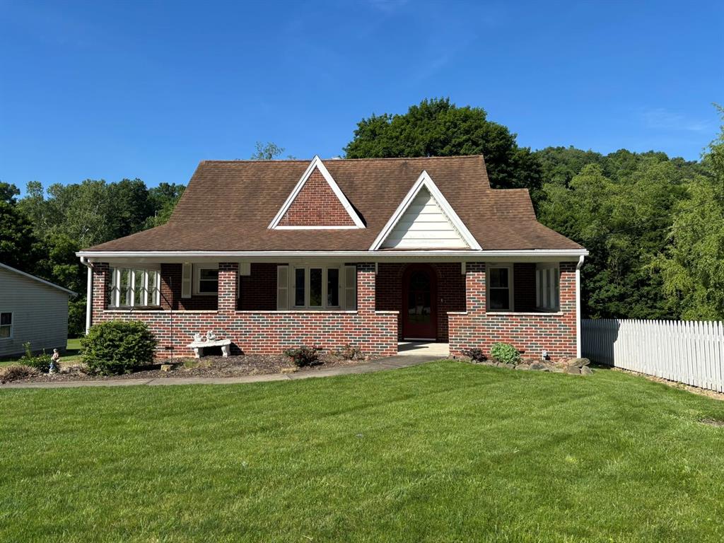 3747 Bull Creek Road Tarentum, PA 15084 - Photo 1 of 36