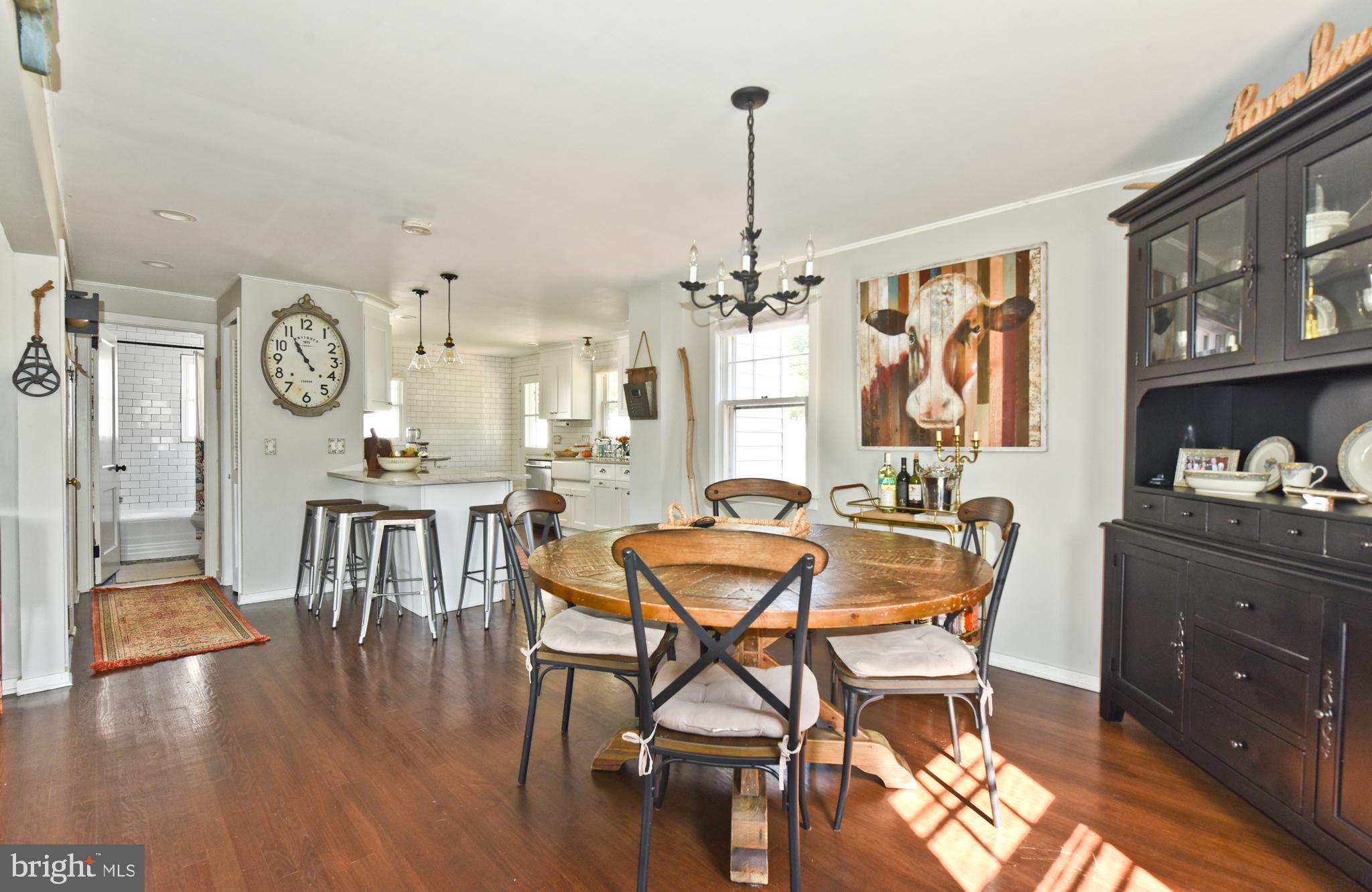 132 Roxboro Road Trenton, NJ 08648 - Photo 8 of 25 Dining area