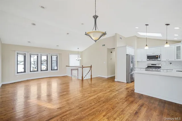 $719,000 | 745 South 9th Street, Lindenhurst, NY 11757