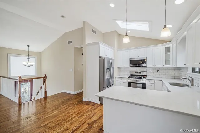 $719,000 | 745 South 9th Street, Lindenhurst, NY 11757