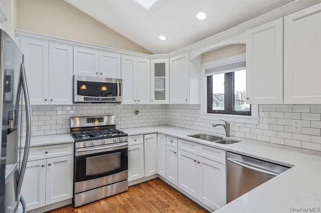 $719,000 | 745 South 9th Street, Lindenhurst, NY 11757