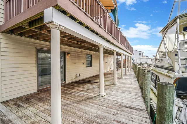 $719,000 | 745 South 9th Street, Lindenhurst, NY 11757