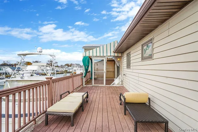 $719,000 | 745 South 9th Street, Lindenhurst, NY 11757