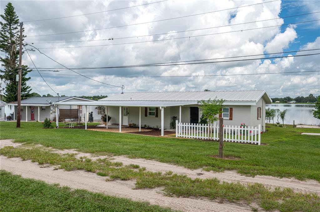 3105 Doc Lindsey Road Fort Meade, FL 33841 - Photo 4 of 40