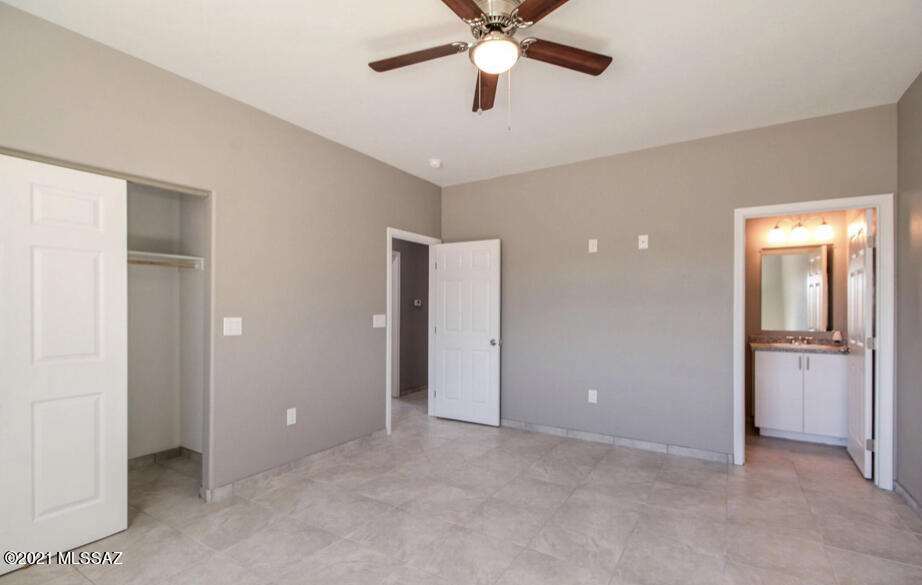 2552 West Roadrunner Road Tucson, AZ 85746 - Photo 5 of 9