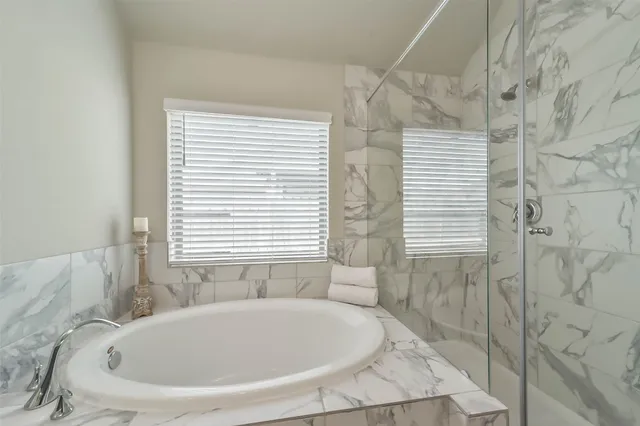 $3,000 | 4920 Arbor Crest Lane, League City, TX 77573