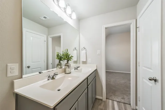 $3,000 | 4920 Arbor Crest Lane, League City, TX 77573