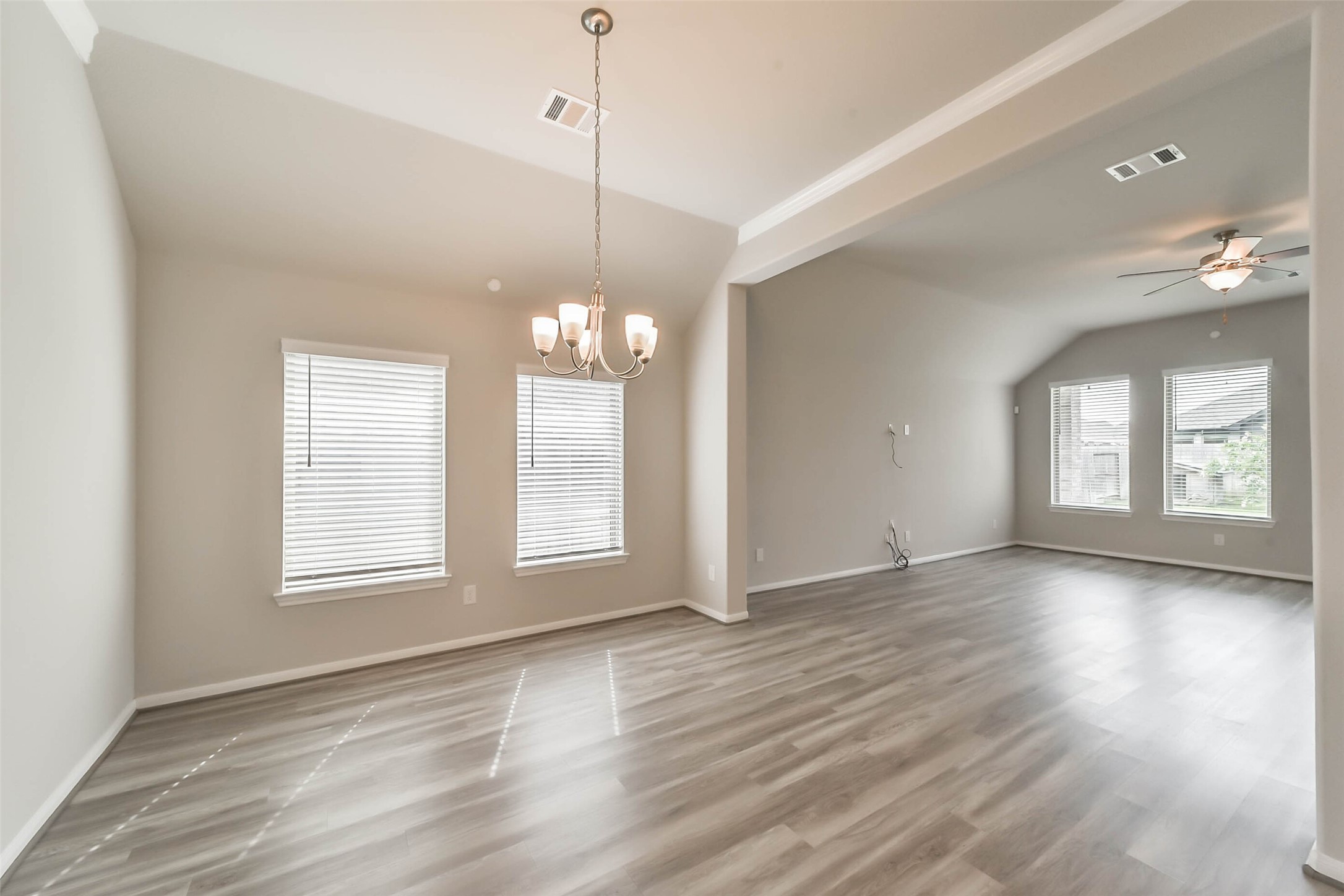 4920 Arbor Crest Lane League City, TX 77573 - Photo 10 of 39