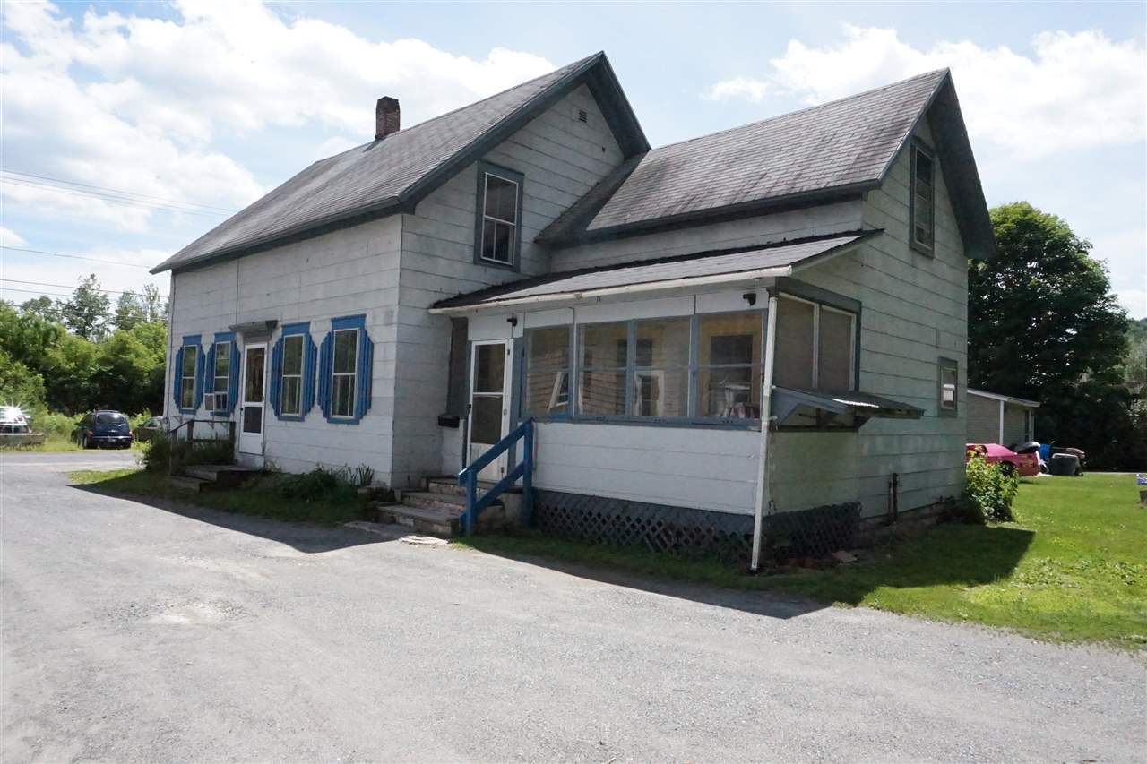 273 Connecticut River Road Hartford, VT 05001 - Photo 4 of 25 Gallery Image 4