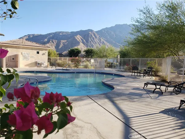 $3,100 | 736 Summit Drive, Palm Springs, CA 92262