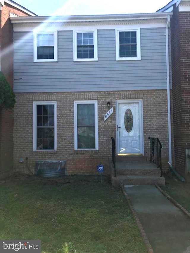 8531 Stonewall Road Manassas, VA 20110 - Photo 1 of 23 Front View