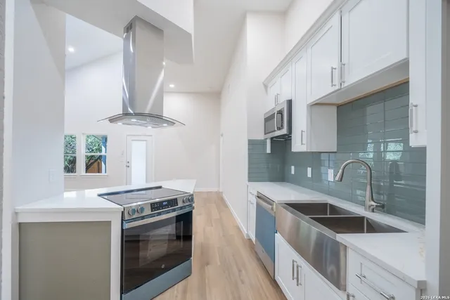 $2,500 | 11215 Link, San Antonio, TX 78213