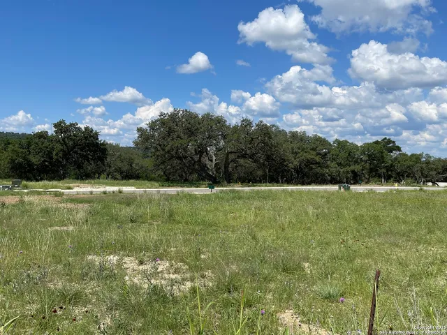 $299,000 | 23634 Cliff Line, San Antonio, TX 78257