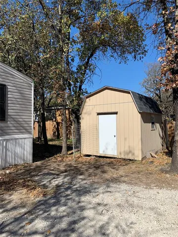 $1,300 | 1621 Coral Road, Pelican Bay, TX 76020