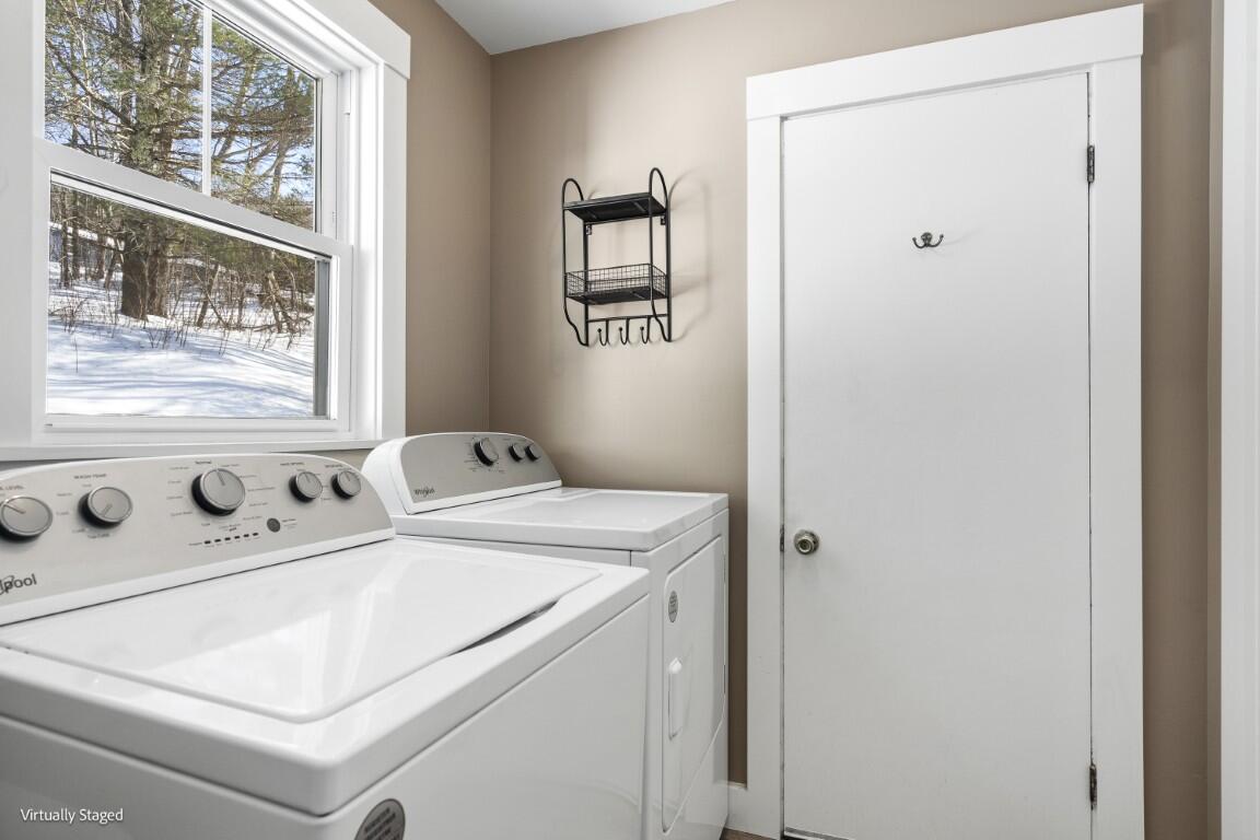 934 Wiscasset Road Boothbay, ME 04537 - Photo 14 of 51 934 Wiscasset (14)