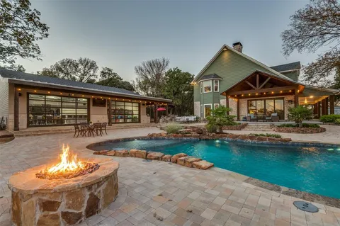 $3,390,000 | 1042 Cardinal Drive, Bartonville, TX 76226