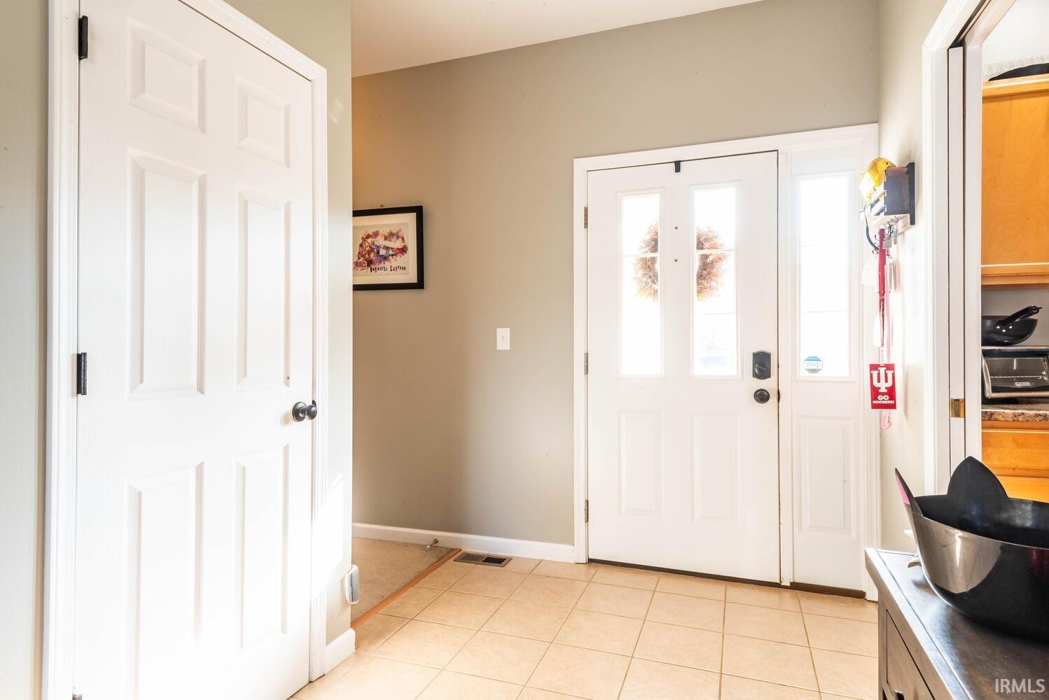 4315 North Rindle Lane Bloomington, IN 47404 - Photo 4 of 21 Gallery Image 4