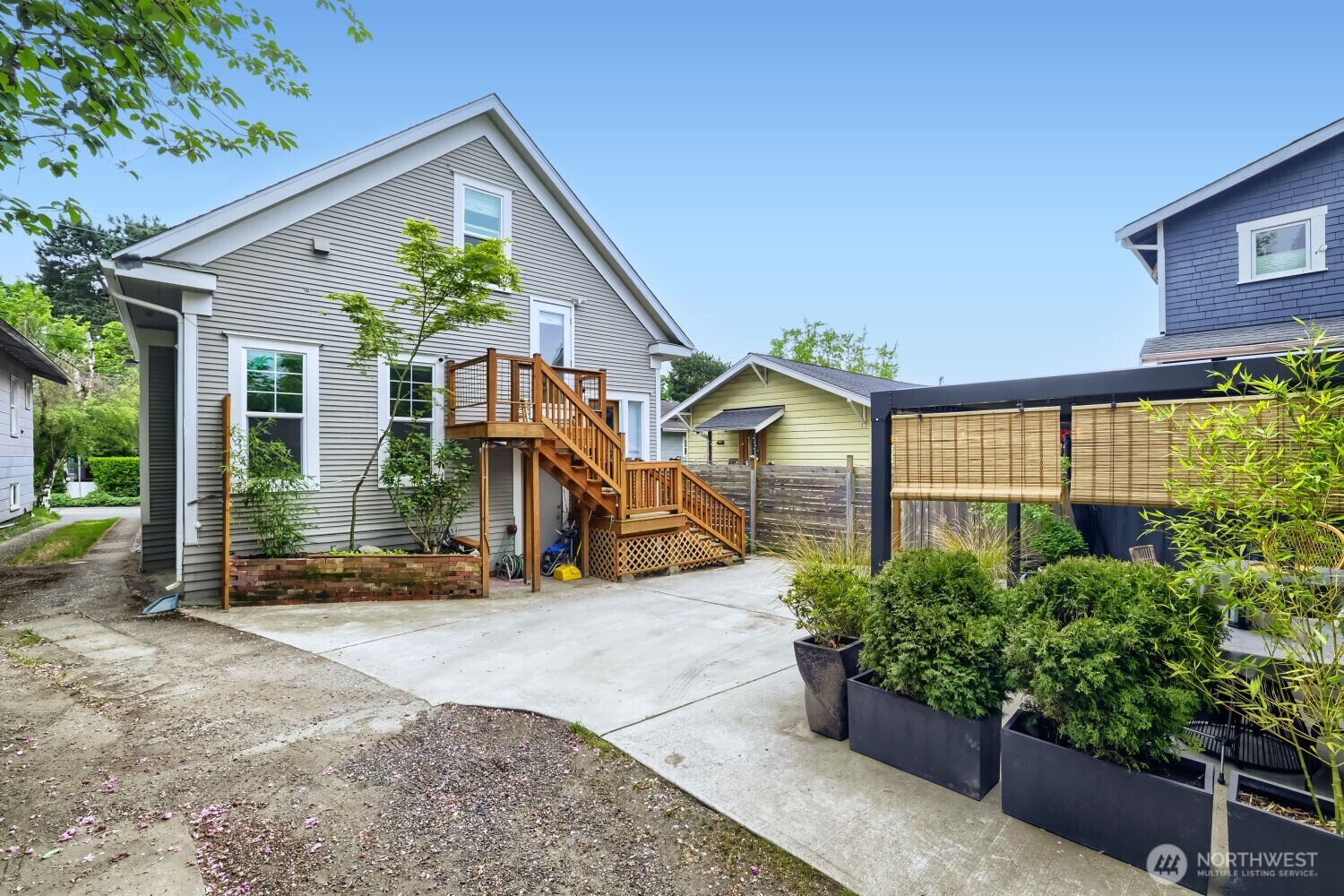 1608 North 50th Street Seattle, WA 98103 - Photo 2 of 30