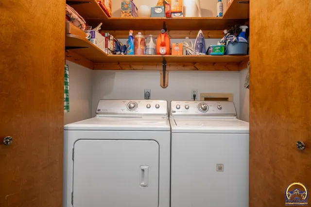 $174,900 | 5572 Southwest Stonegate Court, Topeka, KS 66606