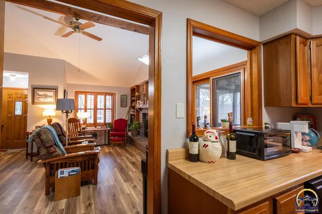 $174,900 | 5572 Southwest Stonegate Court, Topeka, KS 66606