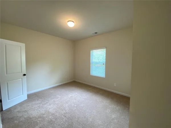 $2,950 | 5595 Mirror Lake Drive, Cumming, GA 30028