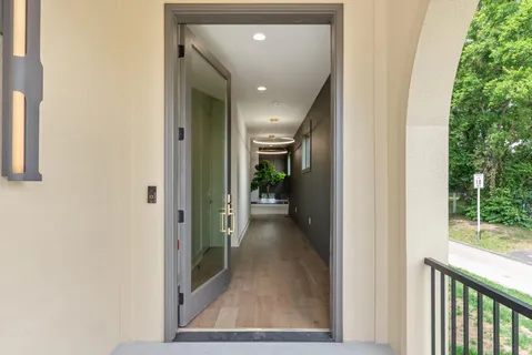 $2,200,000 | 1007 Sevier Street, Nashville, TN 37206