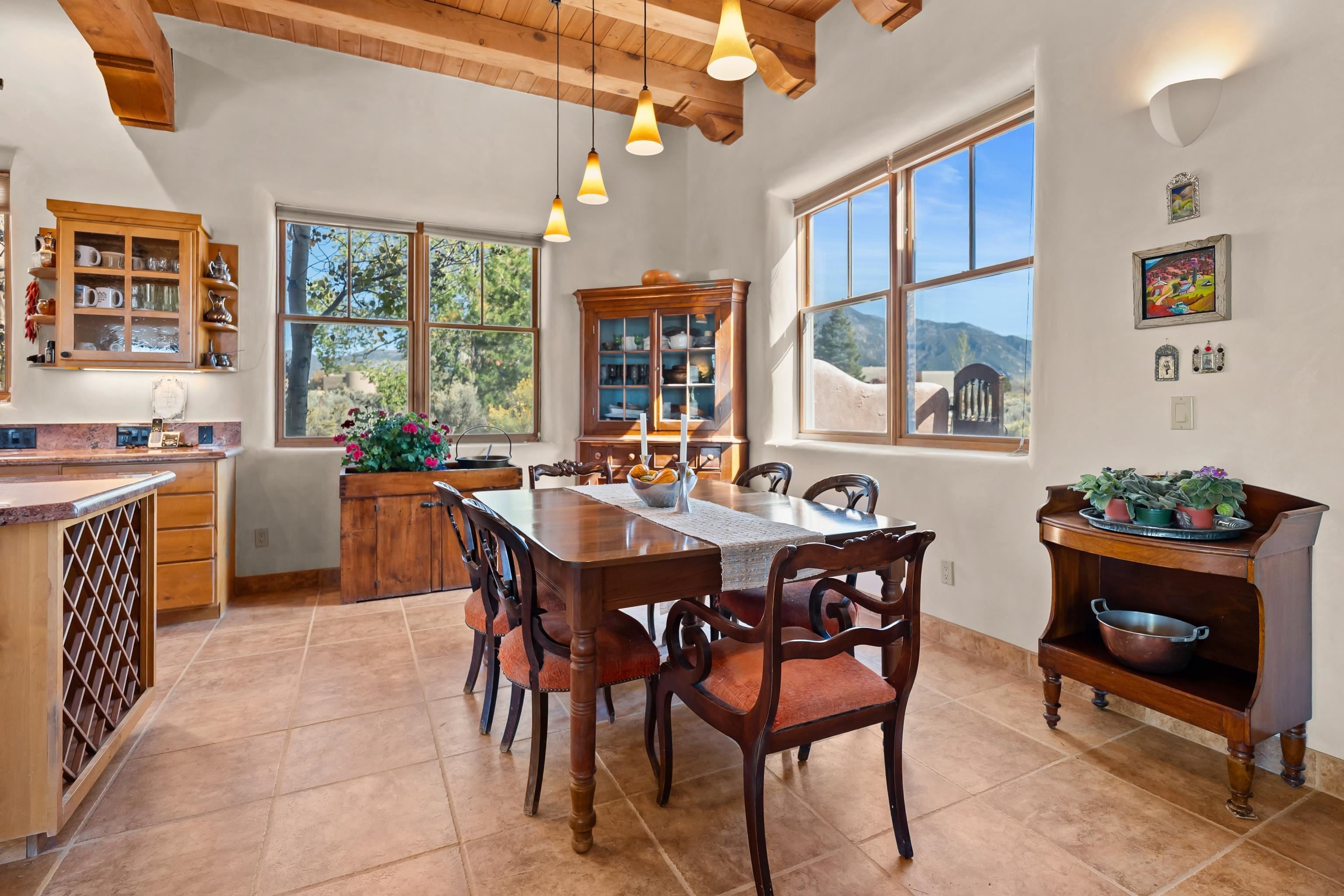 2 Tecolote Road El Prado, NM 87529 - Photo 8 of 39 Gallery Image 8