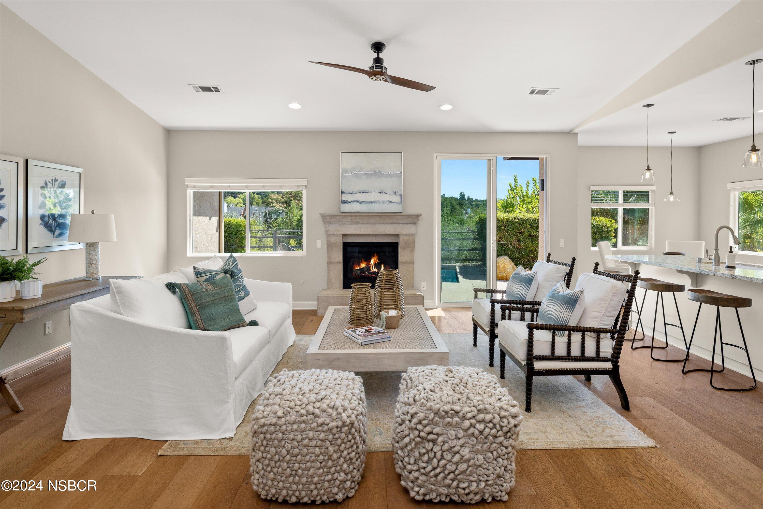 634 Valley Oak Road Solvang, CA 93463 - Photo 3 of 31 Living Room