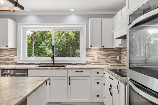 $635,000 | 3861 64th Street, Holland, MI 49423