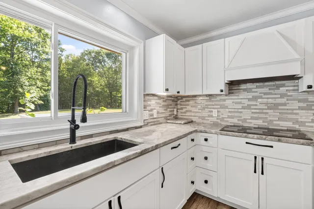 $635,000 | 3861 64th Street, Holland, MI 49423